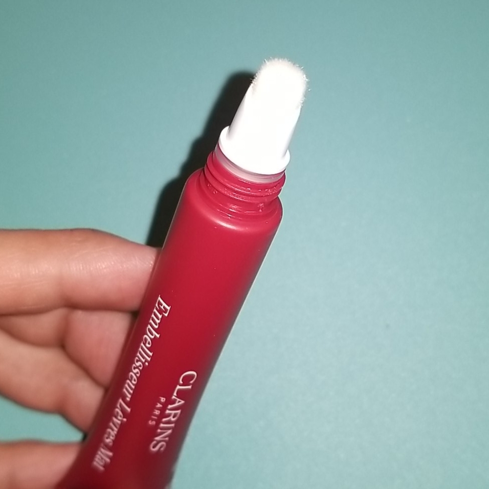 Velvet Lip Perfector - Picture 4 of 4